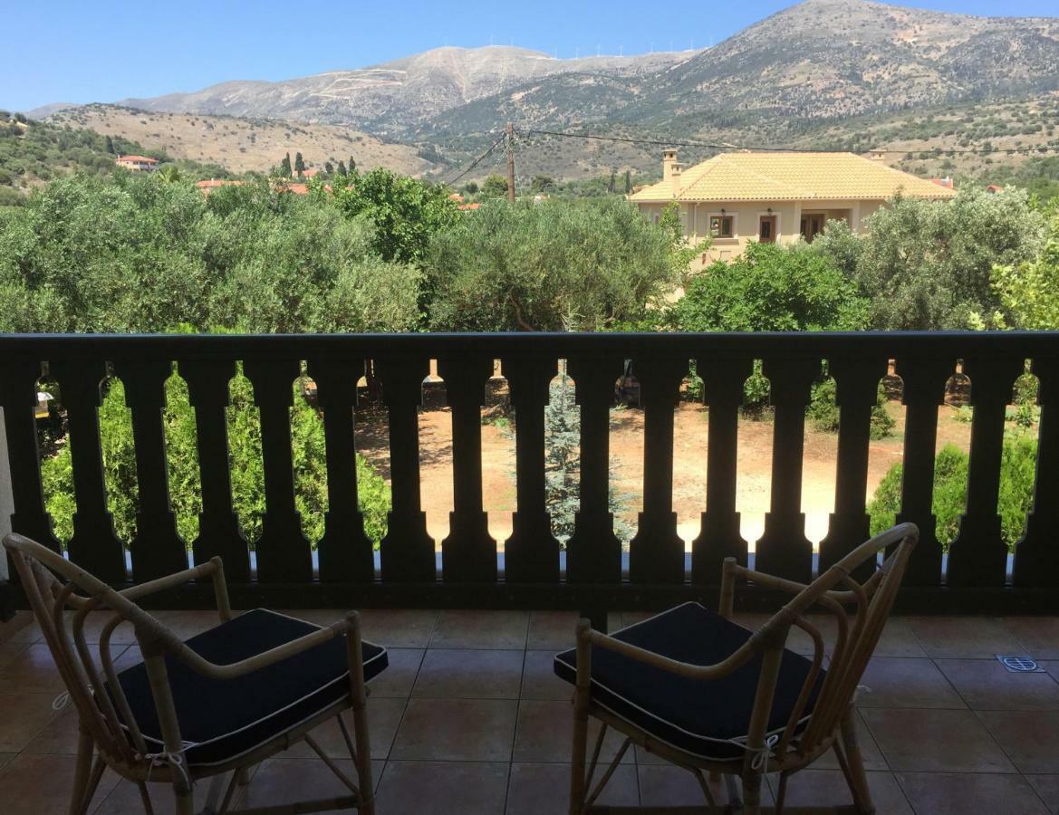 Agrilia Maison Razata Bagian luar foto